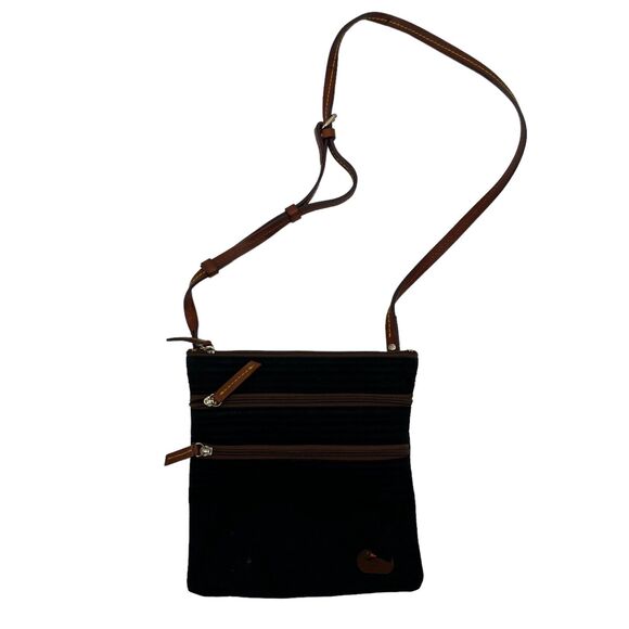 Vintage Dooney & Bourke Bag Womens 7 X 7.5 Crossbody Shoulder Mini Black Nylon - Picture 1 of 16